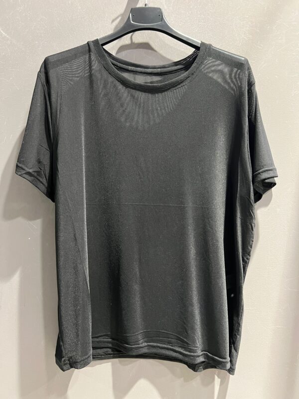t-shirt lola